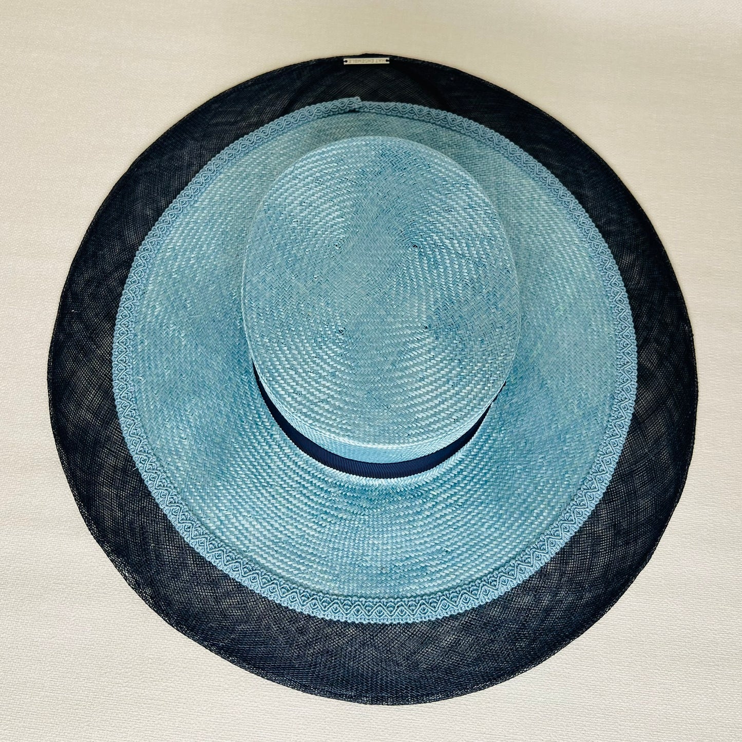 Luna - Hat Ensemble
