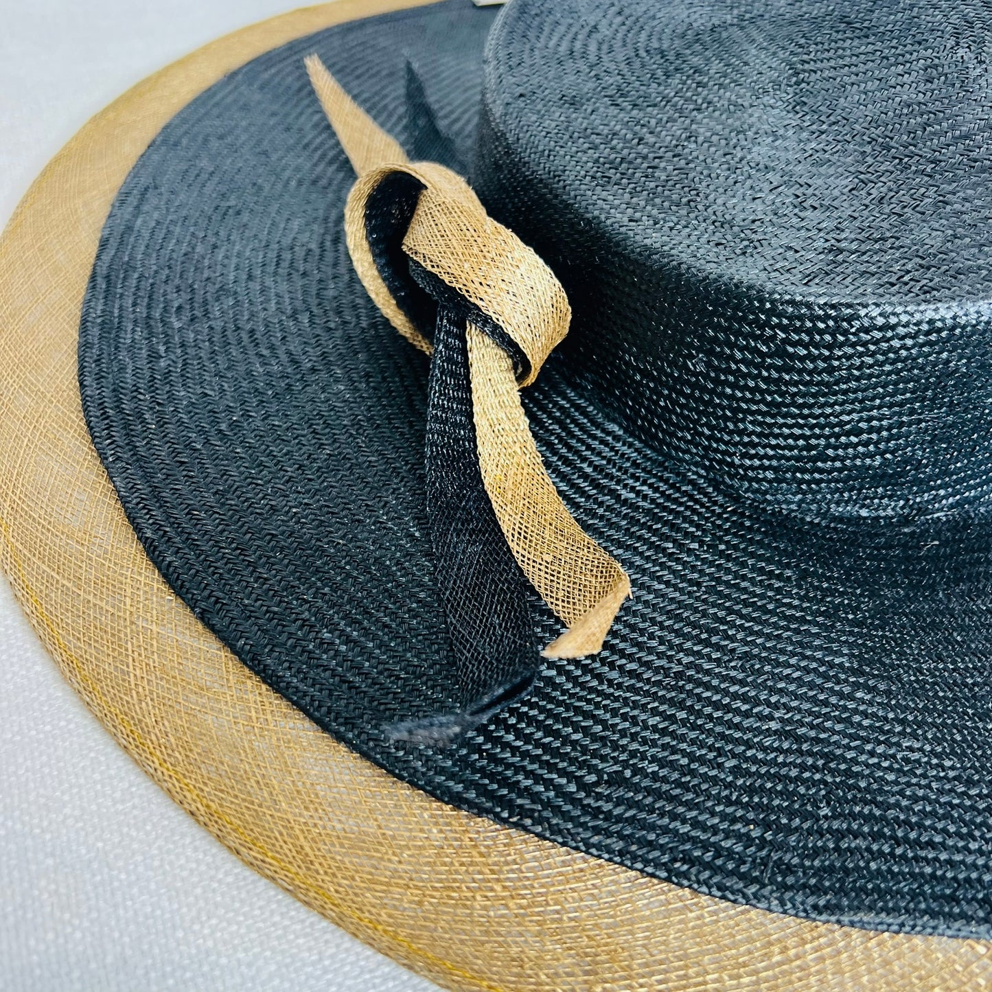 Bonnie - Hat Ensemble