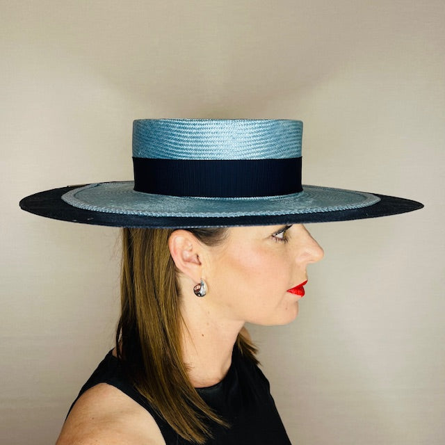 Luna - Hat Ensemble