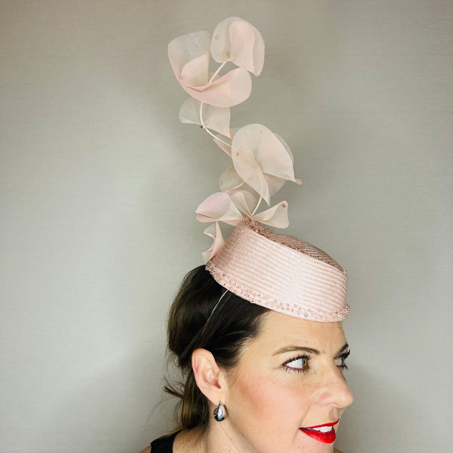 Isabelle - Hat Ensemble