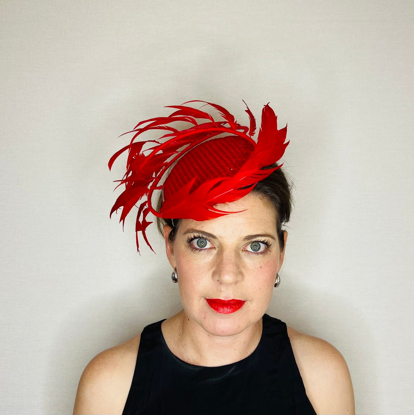Mila - Hat Ensemble