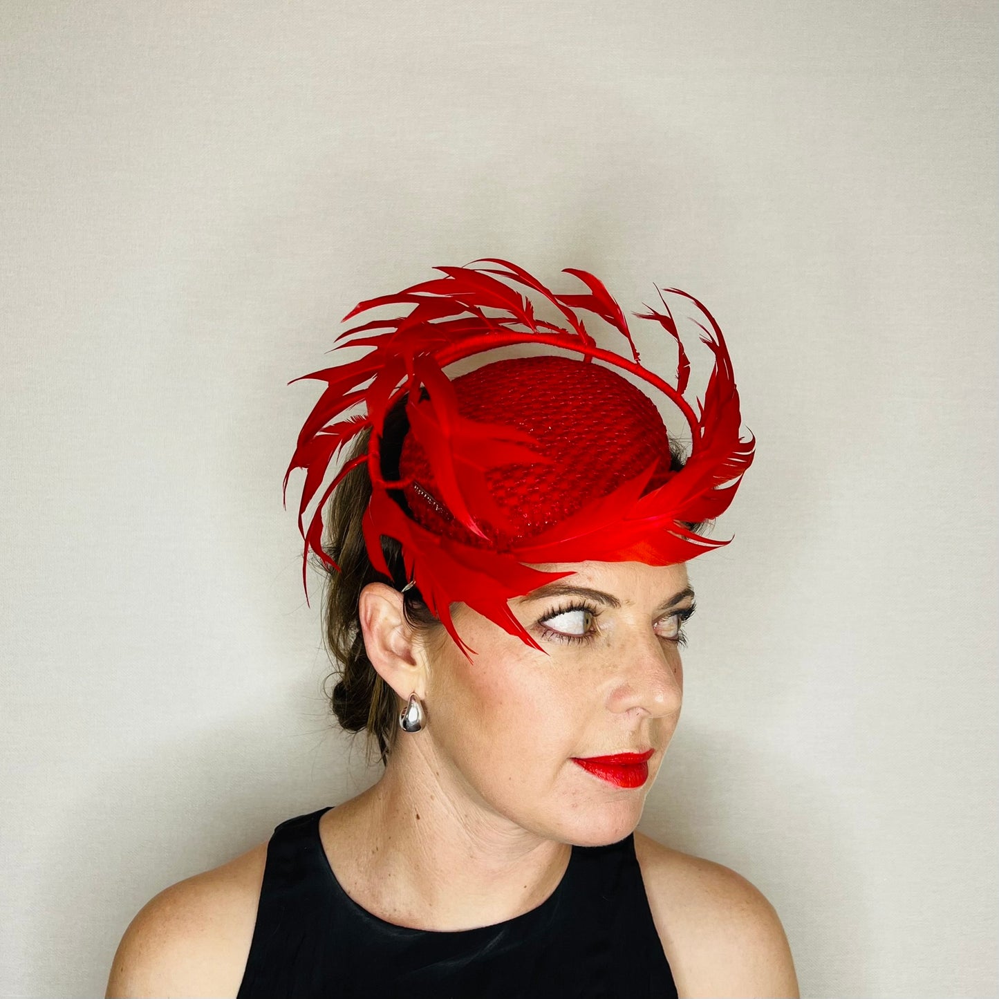 Mila - Hat Ensemble