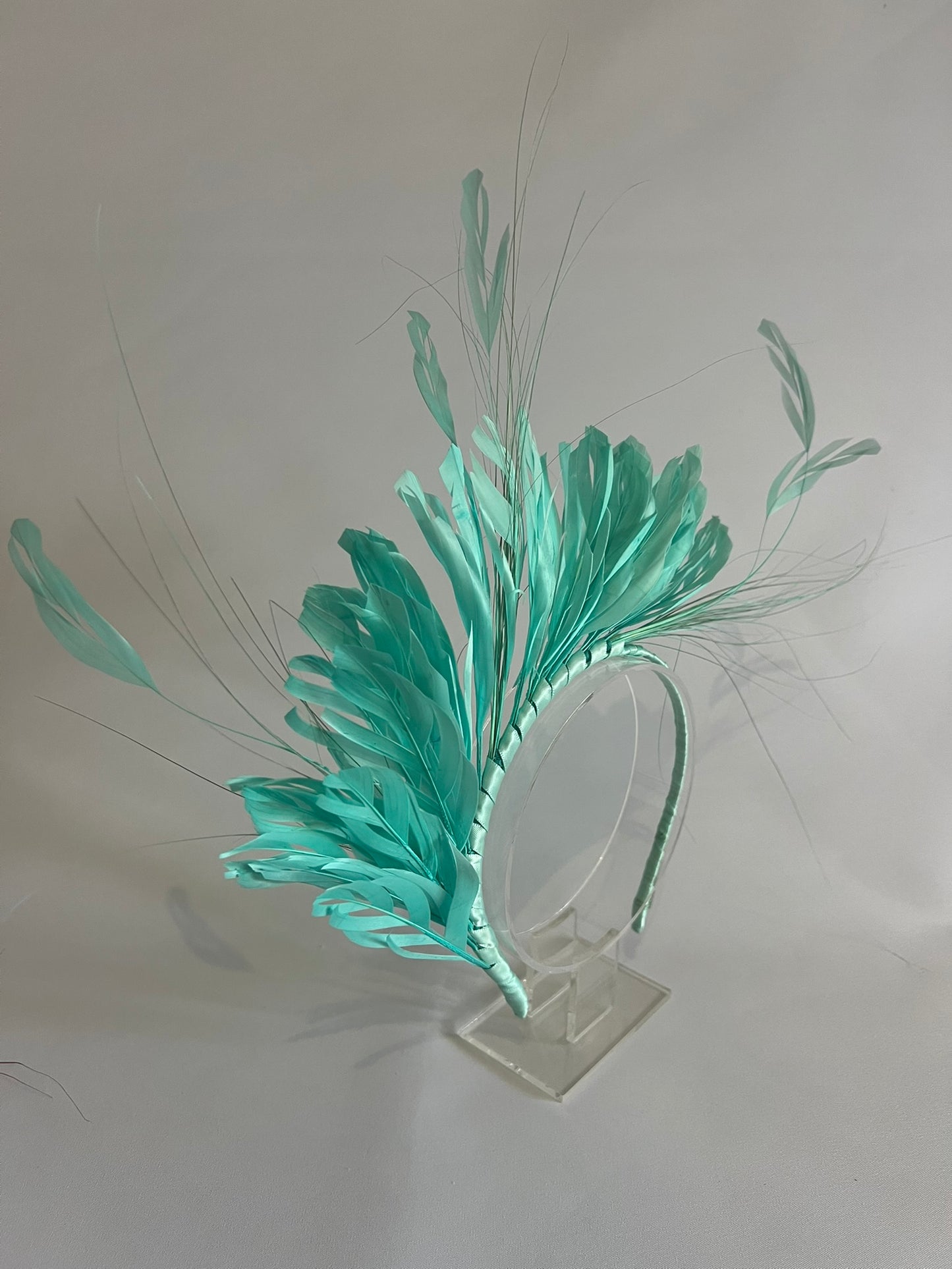 A light, comfortable feather spray available in a range of colours — the perfect finishing touch to any look.