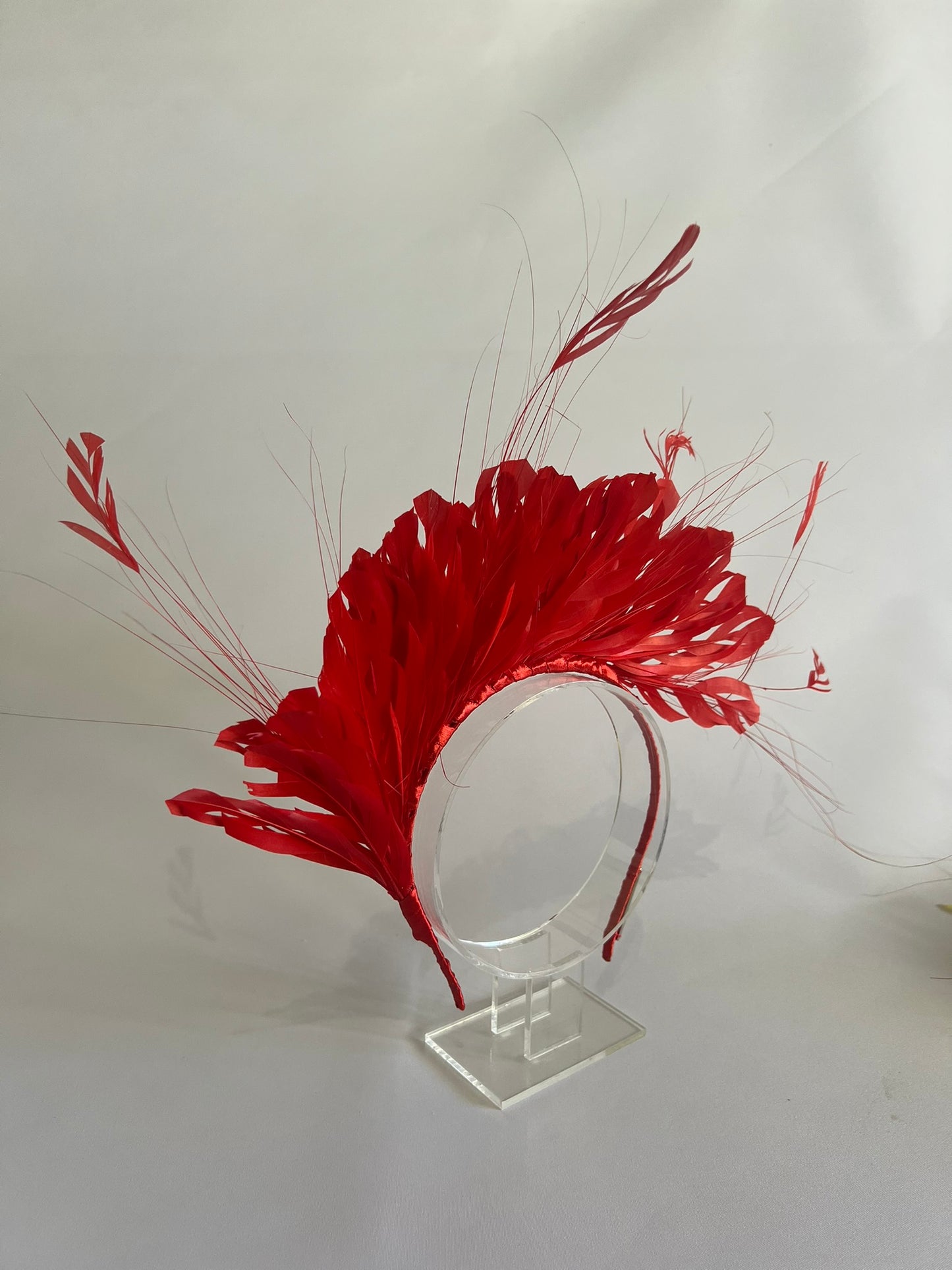 A light, comfortable feather spray available in a range of colours — the perfect finishing touch to any look.