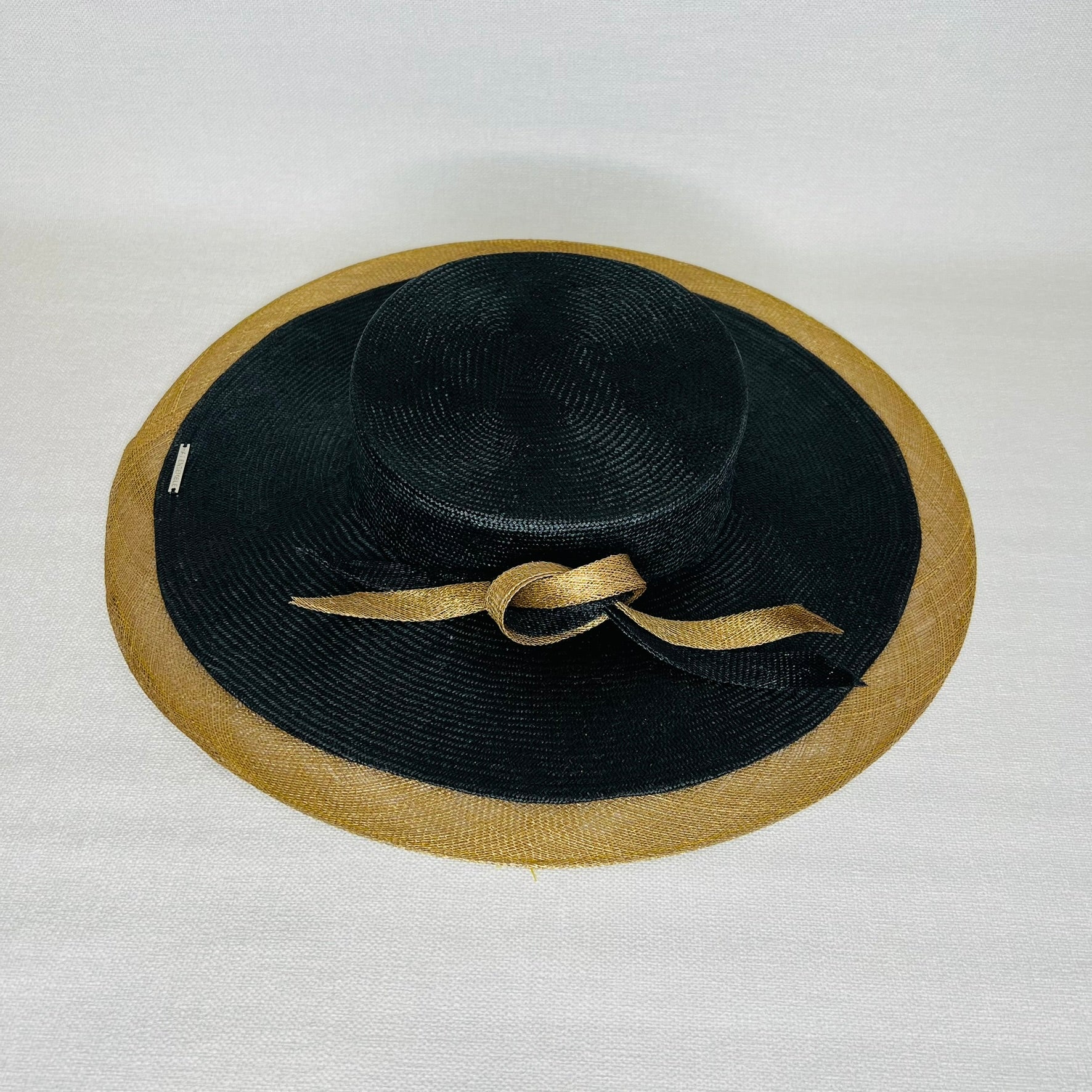 Bonnie - Hat Ensemble