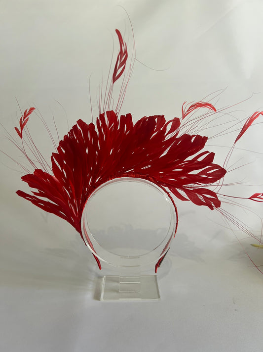 A light, comfortable feather spray available in a range of colours — the perfect finishing touch to any look.