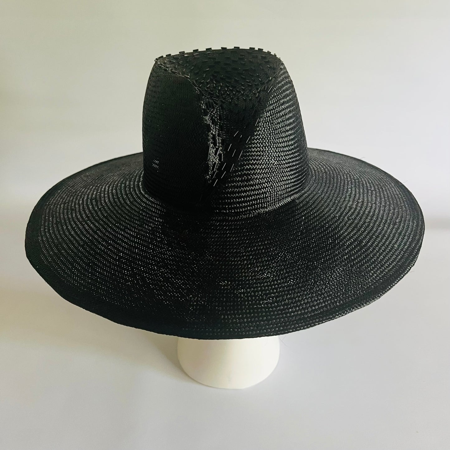 Eliza - Hat Ensemble